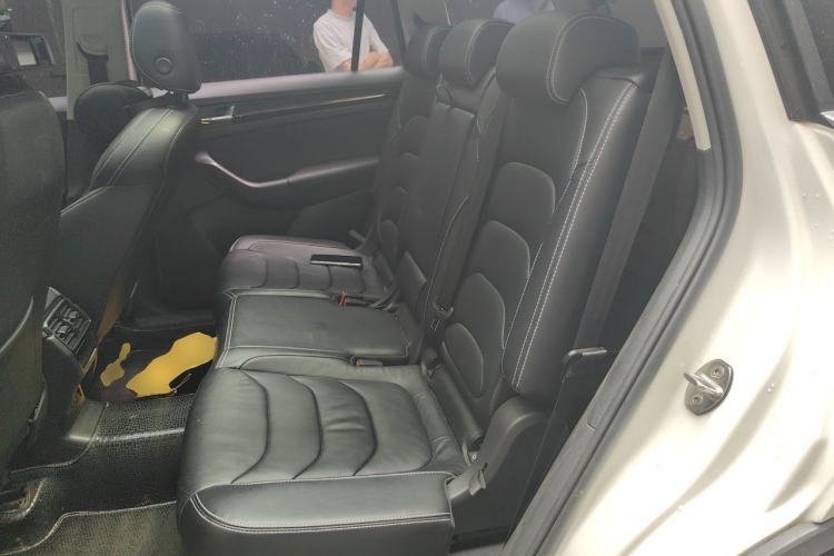 Used Skoda Kodiaq 2019 Facelifted TSI330 7-Seater Two-Wheel-Drive Luxury Enjoyment Edition China VI Standard Left Rear Seat