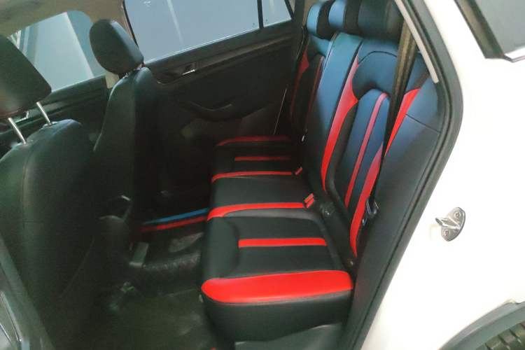 Used Skoda Kodiaq 2019 Restyled TSI330 5-Seater Two-Wheel Drive Standard Version China VI Left Rear Seat