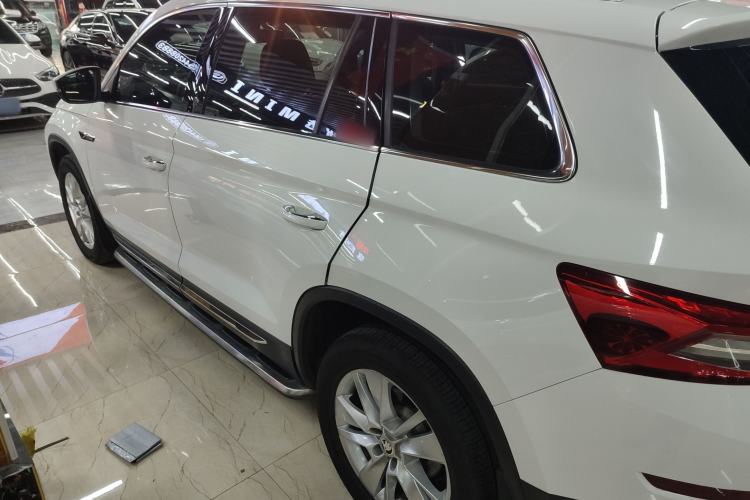 Used Skoda Kodiaq 2019 Facelifted TSI330 5-Seater Two-Wheel-Drive Luxury Enjoyment Edition China VI Standard Left Side