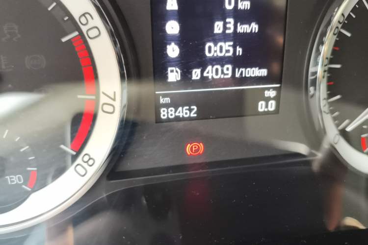 Used Skoda Kodiaq 2019 TSI330 5-Seat Two-Wheel Drive Luxury Enjoyment Edition China V Standard Odometer Close Up