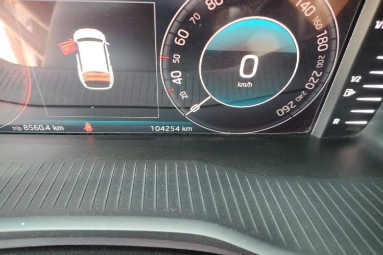 Used Skoda Kodiaq 2019 Facelifted TSI330 7-Seater Two-Wheel-Drive Luxury Enjoyment Edition China VI Standard Odometer Close Up