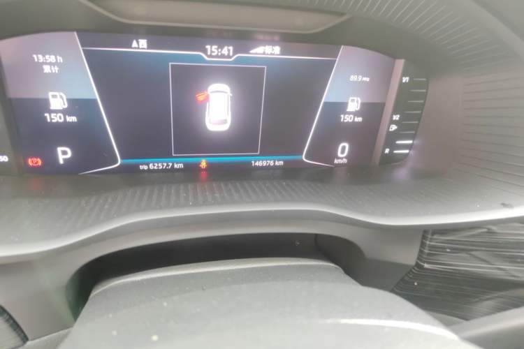 Used Skoda Kodiaq 2019 Facelifted TSI330 7-Seater Two-Wheel-Drive Luxury Enjoyment Edition China VI Standard Odometer Close Up