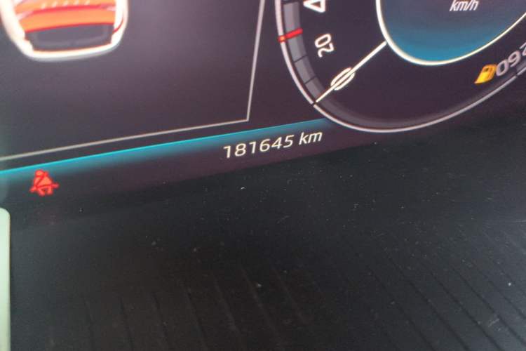 Used Skoda Kodiaq 2019 Restyled TSI330 5-Seater Two-Wheel Drive Comfort Version China VI Standard Odometer Close Up