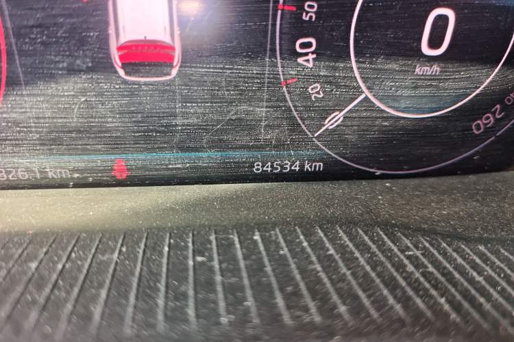 Used Skoda Kodiaq 2019 Facelifted TSI330 7-Seater Two-Wheel-Drive Luxury Enjoyment Edition China VI Standard Odometer Close Up