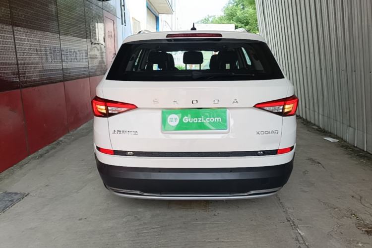 Used Skoda Kodiaq 2019 Facelifted TSI330 7-Seater Two-Wheel-Drive Luxury Enjoyment Edition China VI Standard Rear