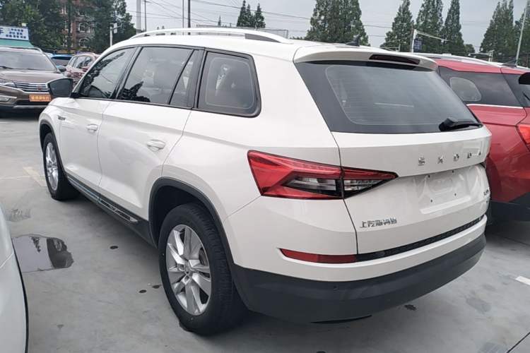 Used Skoda Kodiaq 2019 Restyled TSI330 7-Seater Two-Wheel Drive Comfort Edition China VI Standard Rear Left 45 Deg