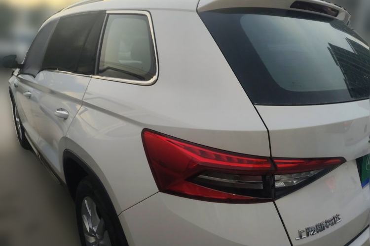 Used Skoda Kodiaq 2019 Facelifted TSI330 7-Seater Two-Wheel-Drive Luxury Enjoyment Edition China VI Standard Rear Left 45 Deg
