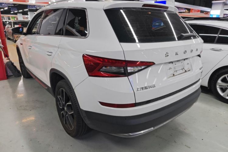 Used Skoda Kodiaq 2019 Facelifted TSI330 7-Seater Two-Wheel-Drive Luxury Enjoyment Edition China VI Standard Rear Left 45 Deg