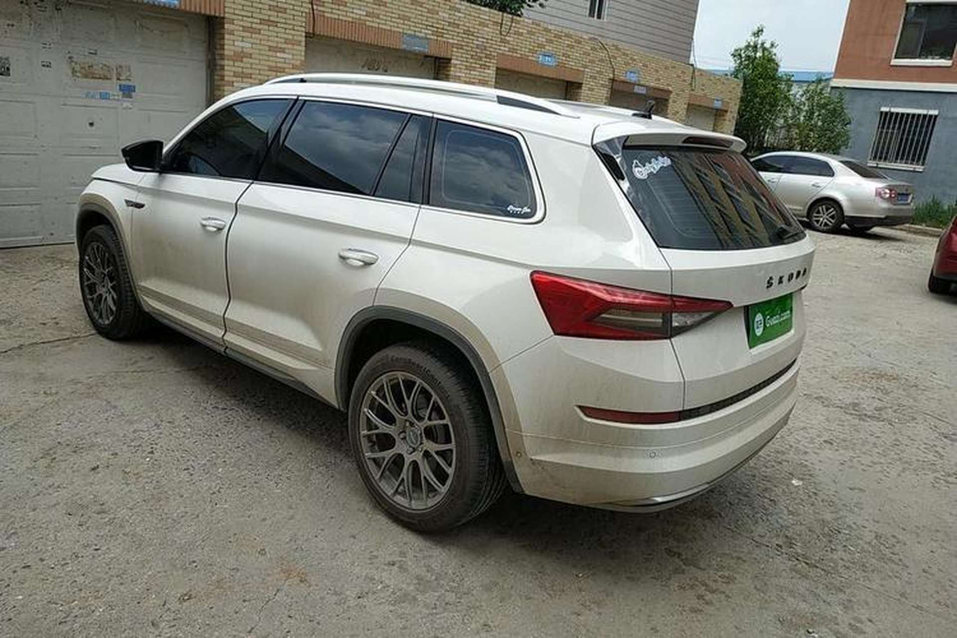 Used Skoda Kodiaq 2019 Facelifted TSI330 5-Seater Two-Wheel-Drive Luxury Enjoyment Edition China VI Standard Rear Left 45 Deg