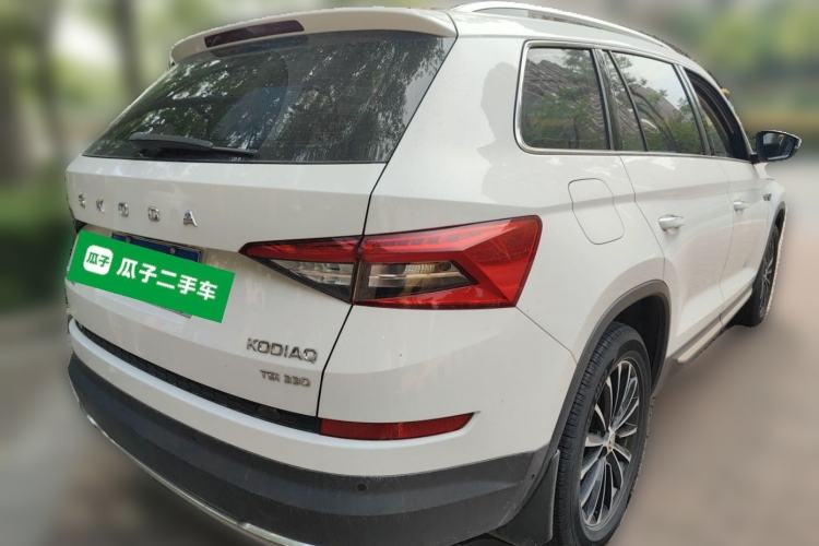 Used Skoda Kodiaq 2019 Facelifted TSI330 5-Seater Two-Wheel-Drive Luxury Enjoyment Edition China V Emission Standard Rear Right 45 Deg