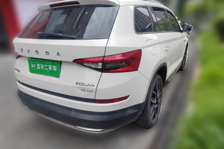 Used Skoda Kodiaq 2019 Facelifted TSI330 7-Seater Two-Wheel-Drive Luxury Enjoyment Edition China VI Standard Rear Right 45 Deg