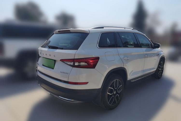 Used Skoda Kodiaq 2019 Facelifted TSI330 5-Seater Two-Wheel-Drive Luxury Enjoyment Edition China VI Standard Rear Right 45 Deg