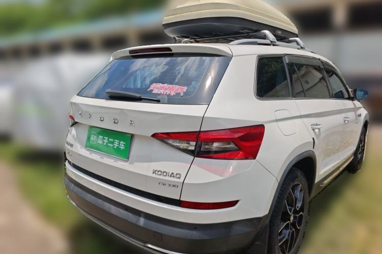 Used Skoda Kodiaq 2019 Facelifted TSI330 7-Seater Two-Wheel-Drive Luxury Enjoyment Edition China VI Standard Rear Right 45 Deg
