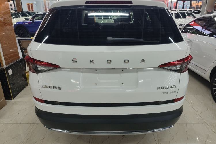 Used Skoda Kodiaq 2019 Facelifted TSI330 5-Seater Two-Wheel-Drive Luxury Enjoyment Edition China VI Standard Rear