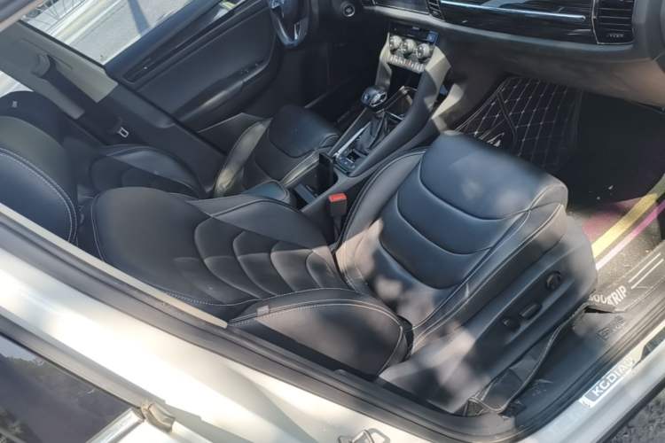 Used Skoda Kodiaq 2019 TSI330 5-Seat Two-Wheel Drive Luxury Enjoyment Edition China V Standard Right Front Seat