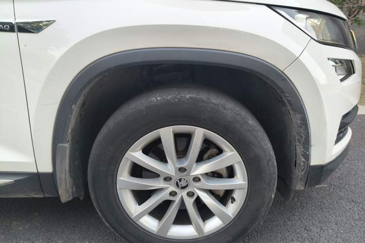 Used Skoda Kodiaq 2019 Restyled TSI330 5-Seater Two-Wheel Drive Comfort Version China VI Standard Right Front Wheel Hub