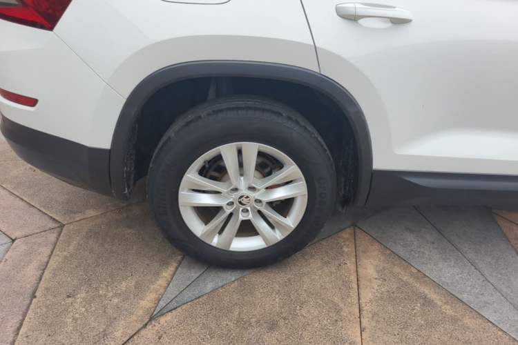 Used Skoda Kodiaq 2019 Restyled TSI330 5-Seater Two-Wheel Drive Standard Version China VI Right Rear Wheel Hub