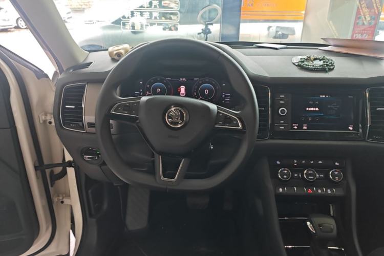 Used Skoda Kodiaq 2019 Restyled TSI330 5-Seater Two-Wheel Drive Comfort Version China VI Standard Steering Wheel