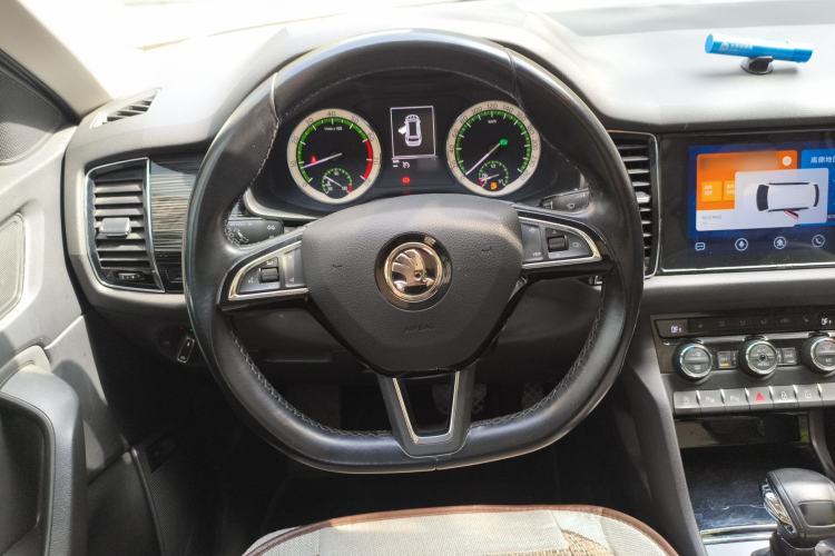 Used Skoda Kodiaq 2019 TSI330 5-Seat Two-Wheel Drive Luxury Enjoyment Edition China V Standard Steering Wheel