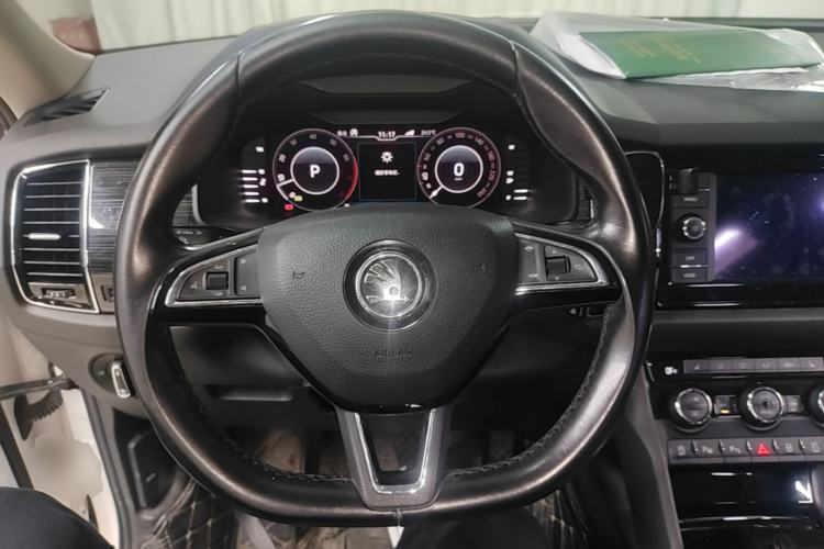 Used Skoda Kodiaq 2019 Facelifted TSI330 5-Seater Two-Wheel-Drive Luxury Enjoyment Edition China VI Standard Steering Wheel