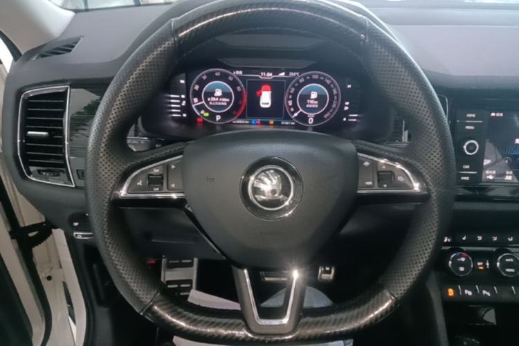 Used Skoda Kodiaq 2019 Facelifted TSI330 5-Seater Two-Wheel-Drive Luxury Enjoyment Edition China VI Standard Steering Wheel