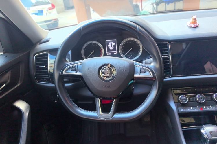 Used Skoda Kodiaq 2019 TSI380 7-Seater Four-Wheel Drive Luxury Enjoyment Edition China V Standard Steering Wheel