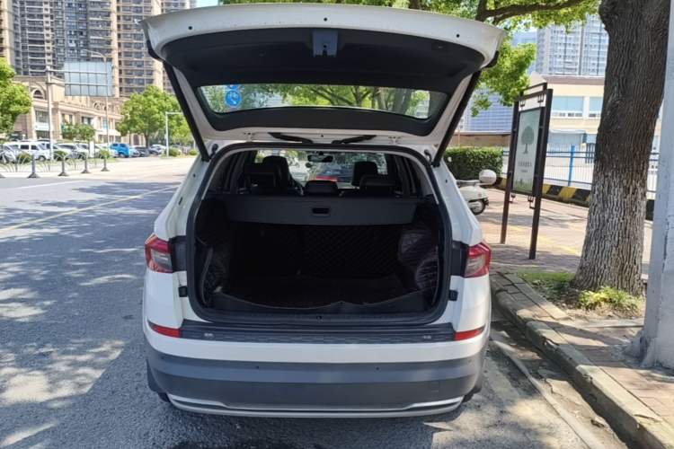 Used Skoda Kodiaq 2019 TSI330 5-Seat Two-Wheel Drive Luxury Enjoyment Edition China V Standard Trunk