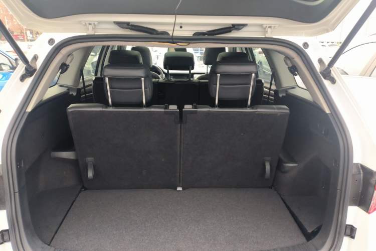Used Skoda Kodiaq 2019 Restyled TSI330 7-Seater Two-Wheel Drive Comfort Edition China VI Standard Trunk