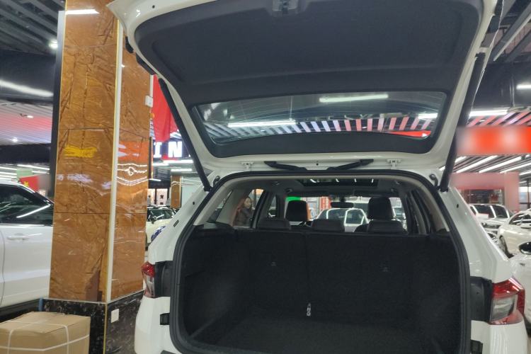 Used Skoda Kodiaq 2019 Facelifted TSI330 5-Seater Two-Wheel-Drive Luxury Enjoyment Edition China VI Standard Trunk