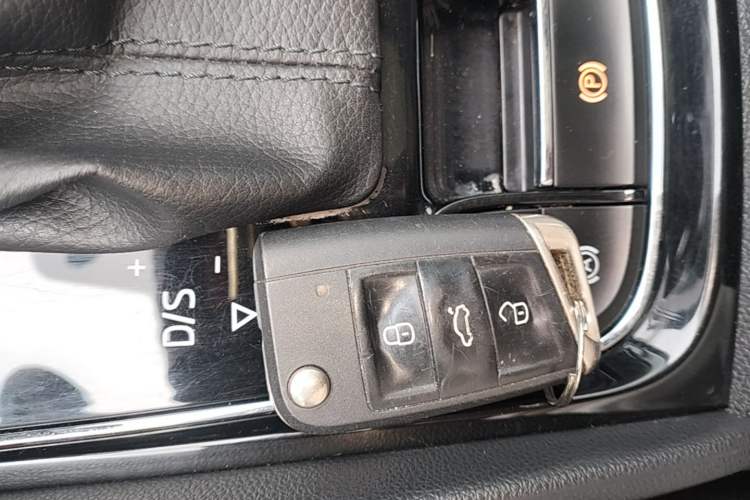Used Skoda Kodiaq 2019 Restyled TSI330 7-Seater Two-Wheel Drive Comfort Edition China VI Standard Vehicle Key