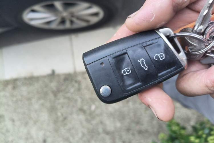Used Skoda Kodiaq 2019 Restyled TSI330 5-Seater Two-Wheel Drive Comfort Version China VI Standard Vehicle Key