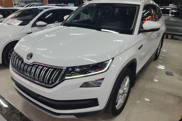 Used Skoda Kodiaq 2019 Facelifted TSI330 5-Seater Two-Wheel-Drive Luxury Enjoyment Edition China VI Standard Guazi used car, China used car export, Used car for sale, Used cars, Cheapest cars for sale