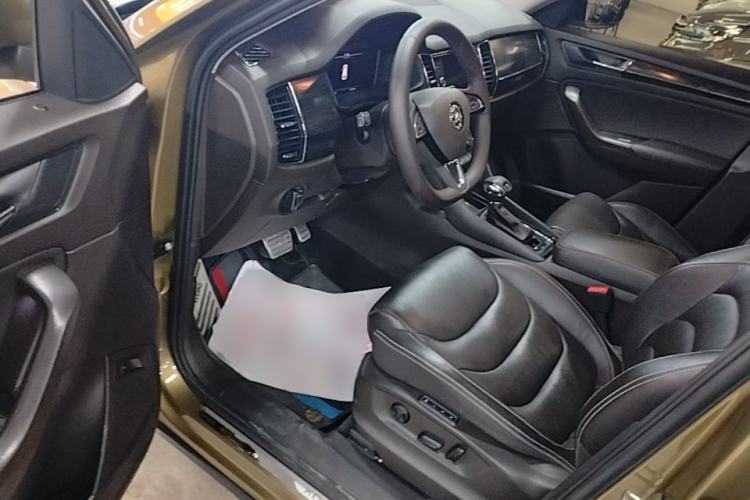 Used Skoda Kodiaq 2019 Facelifted TSI330 7-Seater Two-Wheel-Drive Luxury Enjoyment Edition China VI Standard Driver Seat