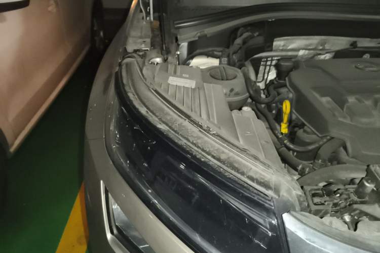 Used Skoda Kodiaq 2019 Facelifted TSI330 7-Seater Two-Wheel-Drive Deluxe Enjoyment Version China V Emission Standard Engine Bay Right