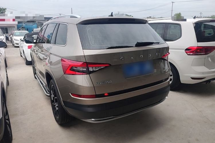 Used Skoda Kodiaq 2019 Facelifted TSI330 7-Seater Two-Wheel-Drive Luxury Enjoyment Edition China VI Standard Exterior 2