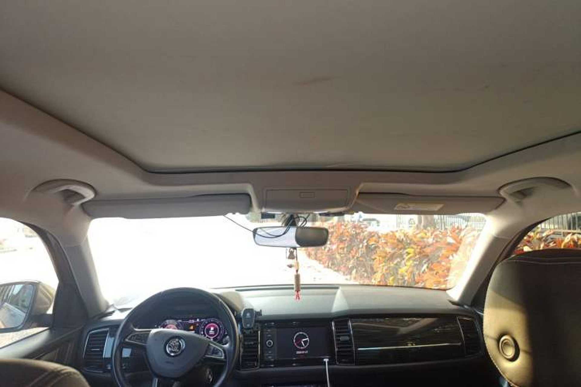Used Skoda Kodiaq 2019 Facelifted TSI380 7-Seater All-Wheel-Drive Luxury Enjoyment Edition China VI Standard Headliner