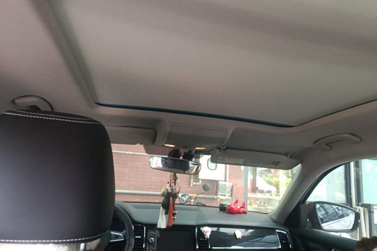 Used Skoda Kodiaq 2019 Facelifted TSI330 5-Seater Two-Wheel-Drive Luxury Enjoyment Edition China VI Standard Headliner