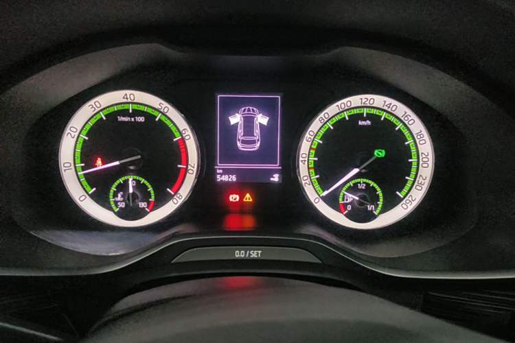Used Skoda Kodiaq 2019 TSI330 5-Seat Two-Wheel Drive Luxury Enjoyment Edition China V Standard Instrument Cluster