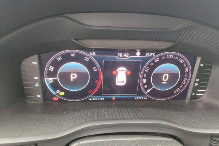 Used Skoda Kodiaq 2019 Facelifted TSI330 5-Seater Two-Wheel-Drive Luxury Enjoyment Edition China VI Standard Instrument Cluster