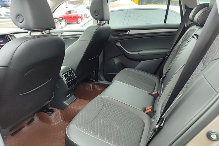 Used Skoda Kodiaq 2019 Restyled TSI330 5-Seater Two-Wheel Drive Comfort Version China VI Standard Left Rear Seat