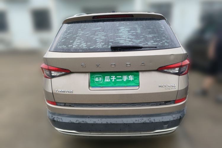 Used Skoda Kodiaq 2019 Facelifted TSI330 5-Seater Two-Wheel-Drive Luxury Enjoyment Edition China VI Standard Rear