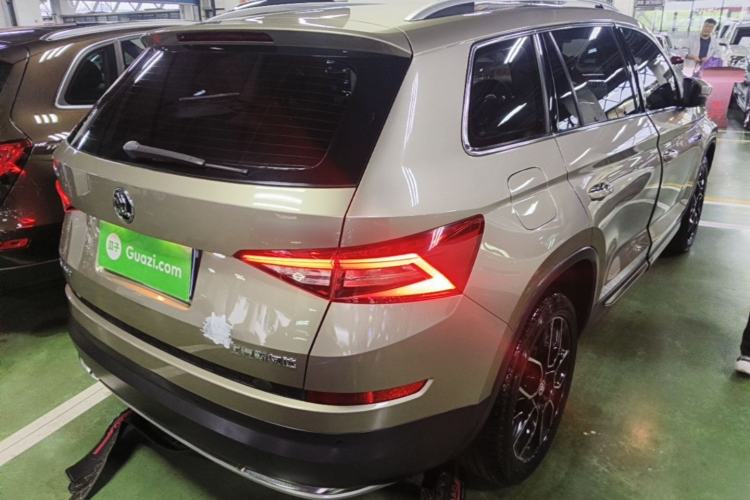 Used Skoda Kodiaq 2019 TSI330 5-Seat Two-Wheel Drive Luxury Enjoyment Edition China V Standard Rear Right 45 Deg