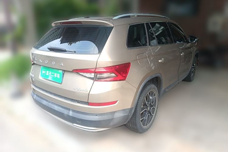 Used Skoda Kodiaq 2019 Facelifted TSI330 5-Seater Two-Wheel-Drive Luxury Enjoyment Edition China VI Standard Rear Right 45 Deg