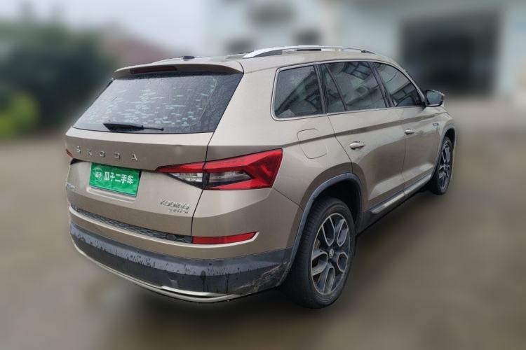 Used Skoda Kodiaq 2019 Facelifted TSI330 5-Seater Two-Wheel-Drive Luxury Enjoyment Edition China VI Standard Rear Right 45 Deg
