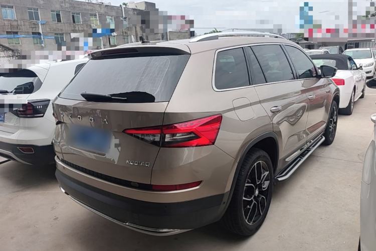 Used Skoda Kodiaq 2019 Facelifted TSI330 7-Seater Two-Wheel-Drive Luxury Enjoyment Edition China VI Standard Rear Right 45 Deg
