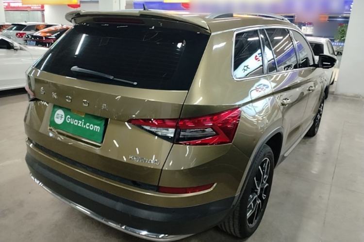 Used Skoda Kodiaq 2019 Facelifted TSI330 7-Seater Two-Wheel-Drive Luxury Enjoyment Edition China VI Standard Rear Right 45 Deg