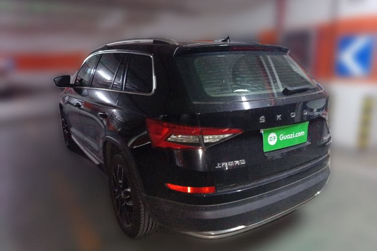 Used Skoda Kodiaq 2020 TSI330 7-Seater Two-Wheel-Drive Luxury Enjoyment Edition Exterior 3