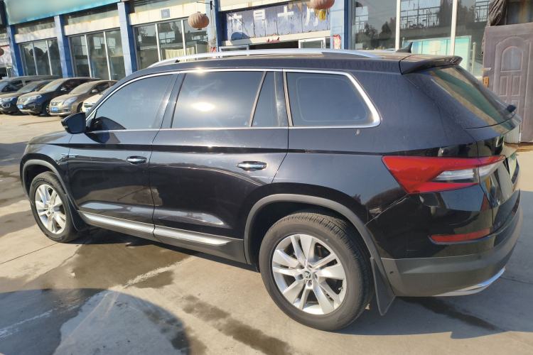 Used Skoda Kodiaq 2020 TSI330 5-Seat Two-Wheel Drive Deluxe Enjoyment Edition Exterior 3