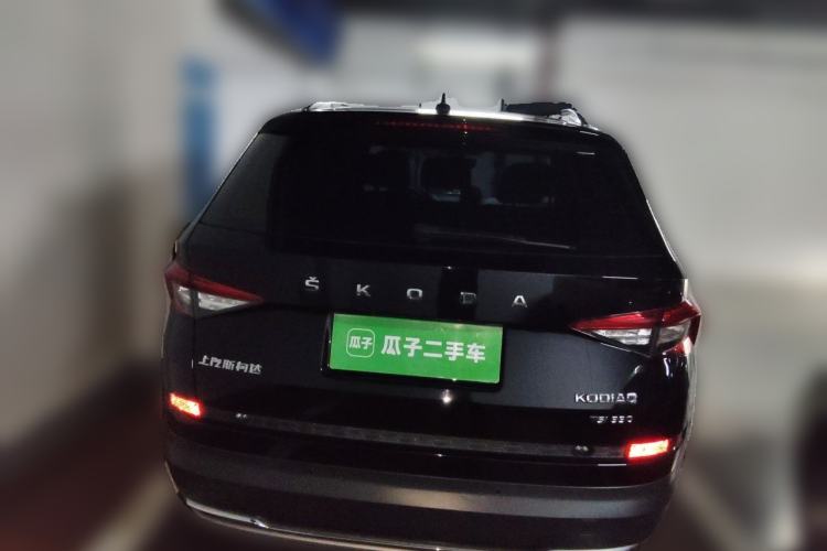 Used Skoda Kodiaq 2020 TSI330 7-Seater Two-Wheel-Drive Luxury Enjoyment Edition Exterior 4