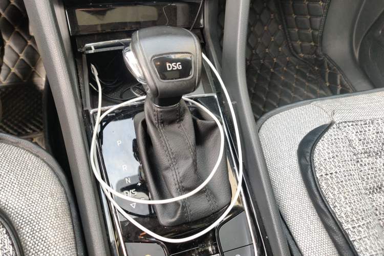 Used Skoda Kodiaq 2020 TSI330 5-Seat Two-Wheel Drive Deluxe Enjoyment Edition Gear Lever